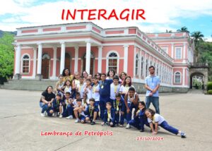 colegio interarir realizou o tour na cidade de petropolis com guia de turismo realizado o agendamento no Museu imperial